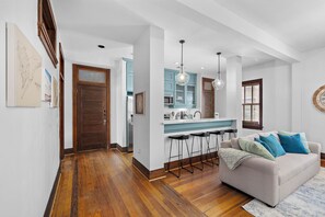 Interior - League Lofts (Galveston)
