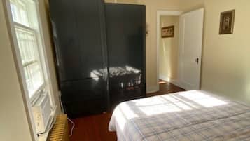 2 chambres, fer et planche Ă repasser, Wi-Fi gratuit, draps fournis