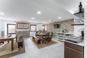 Dining - Mangualde Luxe Retreat (Mangualde)