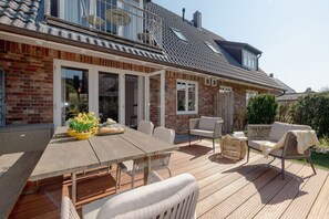 Unclassified image, 2 of 66, button - Hüs im Glück - elegant Scandinavian living ambience on 146sqm² for up to six people (Sylt)