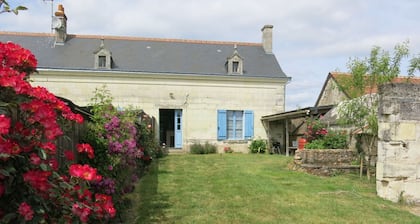 Belle maison de vacances privée pour 2 personnes avec WIFI, TV, terrasse, animaux admis et parking