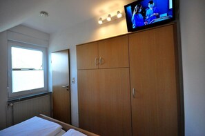 1 bedroom, WiFi - Vacation apartment Juist Deichringstr. 10 Whg. 4 - Haus Südereck (Neuharlingersiel)