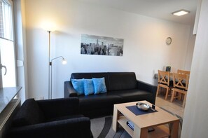 TV - Vacation apartment Juist Deichringstr. 10 Whg. 4 - Haus Südereck (Neuharlingersiel)