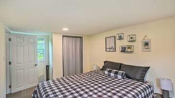 1 Schlafzimmer, kostenloses Internet, Bettwäsche
