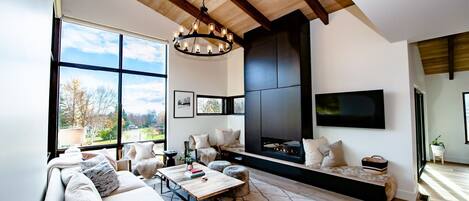 Smart-tv, pejs, videospil