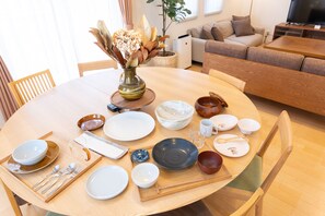 Family Villa | Private kitchen | Fridge, electric kettle, highchair, dining tables - Hakoneso (Hakone)