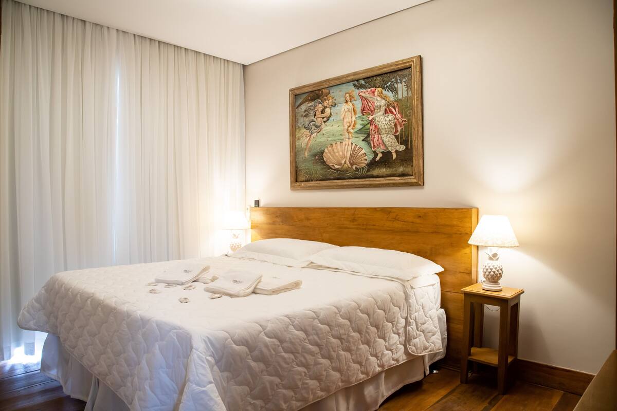 Comfort Apartment, 3 Bedrooms, Mountain View | 3 bedrooms, WiFi (free), bed sheets