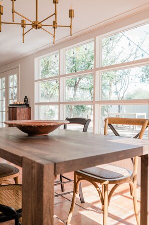 Dining - DISCOUNT @The Louie, a Designer central Tucson gem (Tucson)