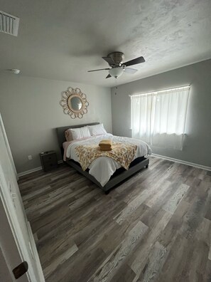 3 habitaciones, wifi gratis y ropa de cama