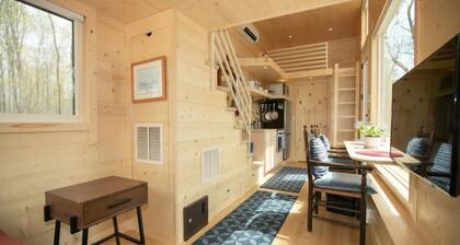 Get Away to "Hygge" Tiny House on 75 Private Acres