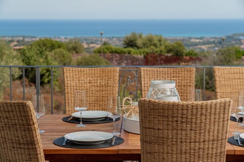 Villa Thia: Villa mit Privatpool in Budoni