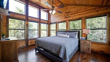 5 bedrooms, free WiFi, bed sheets