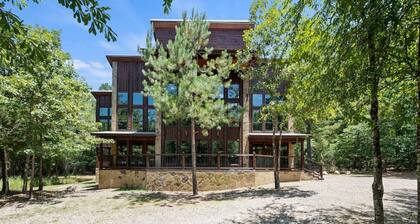 Bigger IS Better! Spacious 5 BR Hideaway
