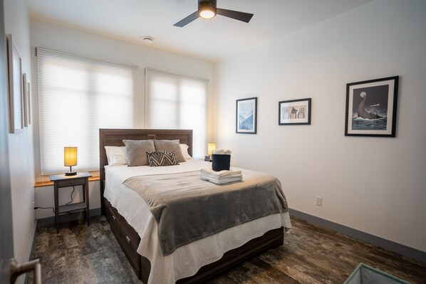 2 bedrooms, iron/ironing board, travel cot, free WiFi