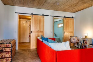 2 chambres, fer et planche à repasser, Wi-Fi gratuit, draps fournis