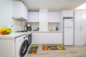 ดีลักซ์สตูดิโอ | ครัวส่วนตัว | ตู้เย็นขนาดใหญ่, ไมโครเวฟ, เตาอบ, เตาปิ้งขนมปัง