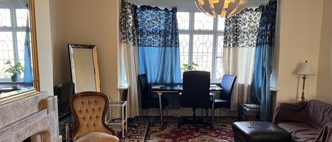 TV connectée, cheminée