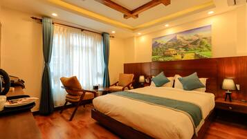 Egyptian cotton sheets, premium bedding, pillowtop beds, minibar