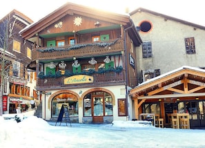 Exterior - Cozy 1-BR Apartment in La Clusaz Village Center with Mountain View, Balcony, and Close to Ski Bus (La Clusaz)