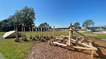 Außen-Kinderspielplatz