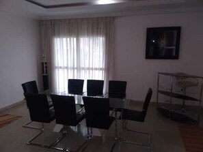 Dining room - Residence Bienvenue (Mbour)