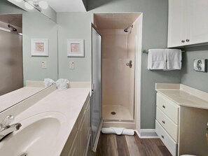 Villa, 2 Schlafzimmer | Badezimmer | Handtücher