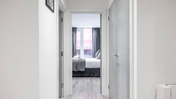 Apartment, 2 Queen Beds | 2 bedrooms, free WiFi, bed sheets