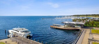 Pier Point 404- Luxe on Geelong Waterfront, 2 BDRM