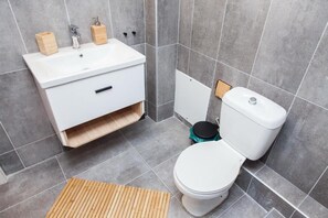 吹风机、洗发水