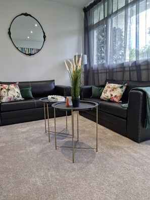 Apartment | Living area