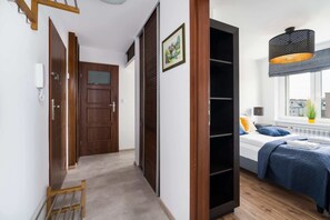 1 bedroom, iron/ironing board, WiFi, bed sheets