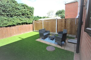 House | Balcony - 3 Bed House - Garden & Parking - Quiet Cul De Sac (Doncaster)