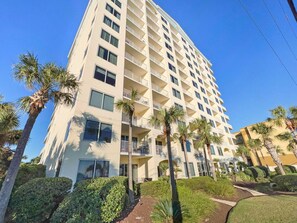 Exterior - Seas the View #602 at Leeward Key by Destin Getaways (Miramar Beach)