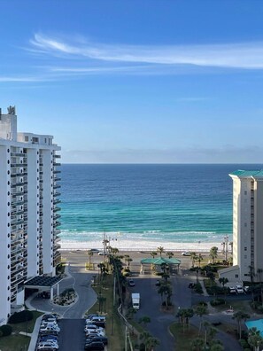Beach - Ariel Dunes I #1504 by Destin Getaways (Miramar Beach)