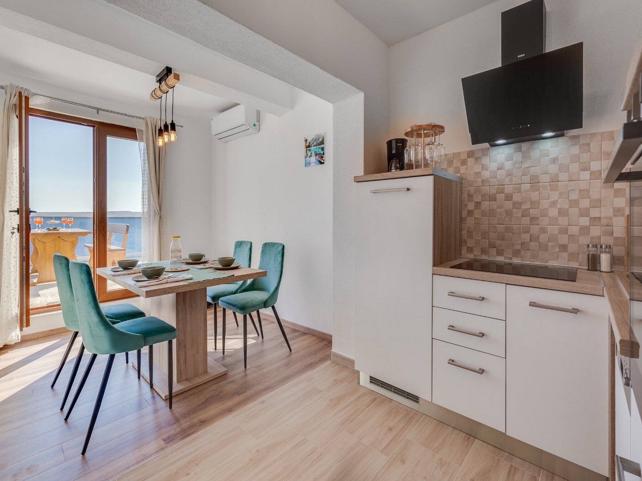 Apartment (Superior One Bedroom Apartment with T) | Private kitchen | Fridge