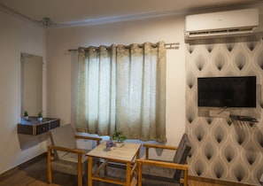 Superior Room | Free WiFi - Tripli Hotels Arunoday Palace (Udaipur)