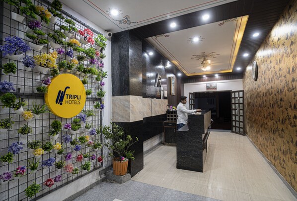 Living area - Tripli Hotels Arunoday Palace (Udaipur)