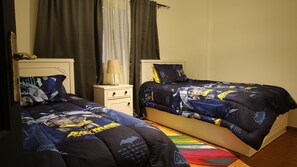 3 bedrooms, iron/ironing board, free WiFi, bed sheets - Lovely and Nice 4-bed Apartment in Near Ring Road (Cairo)