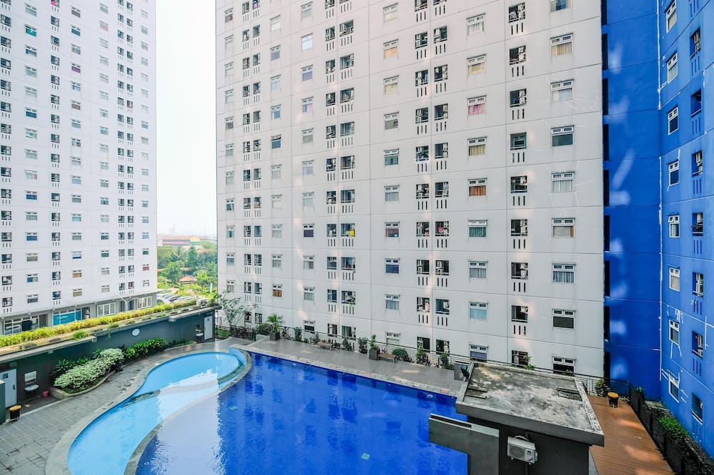 Comfy 2Br At Green Pramuka City Apartment