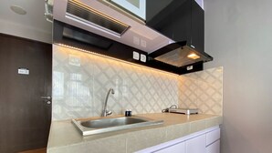 Ảnh chưa phân loại, 2 trong số 16 ảnh, nút