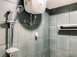 Departamento | Baño | Regadera, amenidades de baño gratuitas, toallas