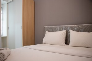 2 bedrooms, individually decorated, individually furnished, free WiFi - Nice And Comfort 2Br At Serpong Garden Apartment (Cisauk)