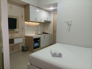 1 bedroom, individually decorated, individually furnished, free WiFi