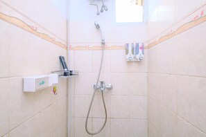 Doccia, set di cortesia gratuito, asciugamani