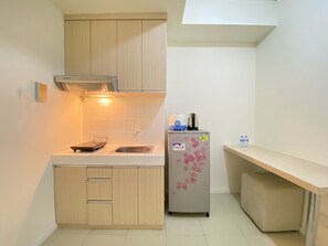 Réfrigérateur, plaque de cuisson