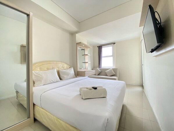 Apartment | 2 bedrooms, individually decorated, individually furnished, free WiFi - Homey Furnished 2Br Apartment At Parahyangan Residence (Bandung)