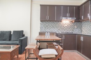 TV - Minimalist And Comfort 2Br At City Home Moi Apartment (Jakarta)