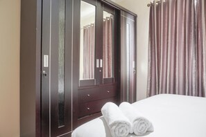 Apartment | 2 bedrooms, individually decorated, individually furnished, free WiFi - Minimalist And Comfort 2Br At City Home Moi Apartment (Jakarta)