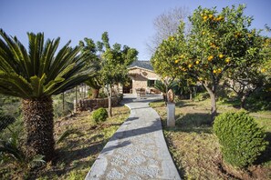 Property grounds - Holiday Home "Es Tarongers" with Mountain View, Garden, Terrace & Pool (Sóller)