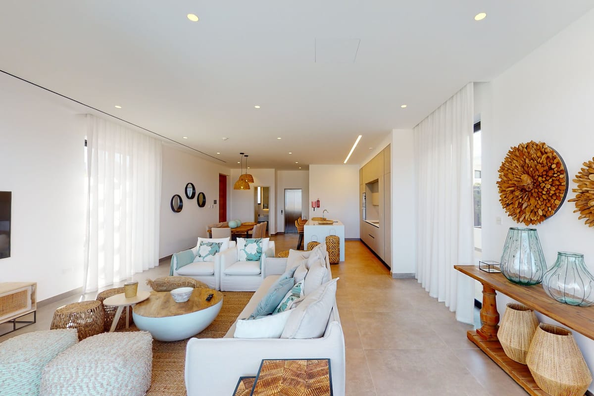 SEA VIEW VILLA POLYMNIA-22 | Area keluarga | Smart TV 45-inci dengan saluran TV kabel